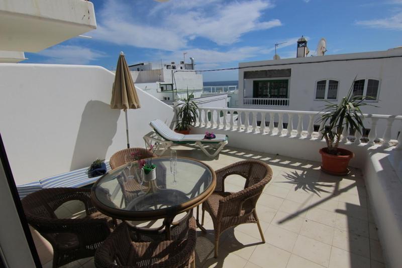 Apartamentos Los Dragos Пуерто-дель-Кармен Екстер'єр фото